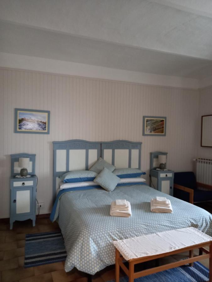 Bed and Breakfast I Quattro Grappoli Neive Habitación foto